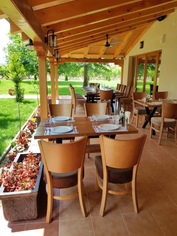 Lazar Winery Tourism B&B Rosoman Exterior foto